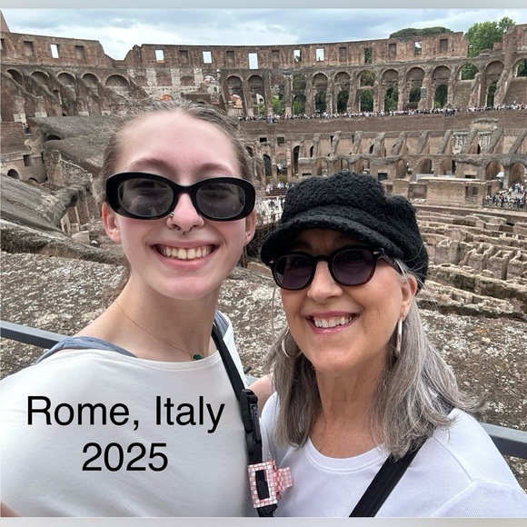 Hello & Welcome Friends! Let’s chat - Picture 10 of 14